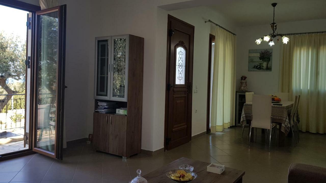 Villa Danae Gaios Bagian luar foto